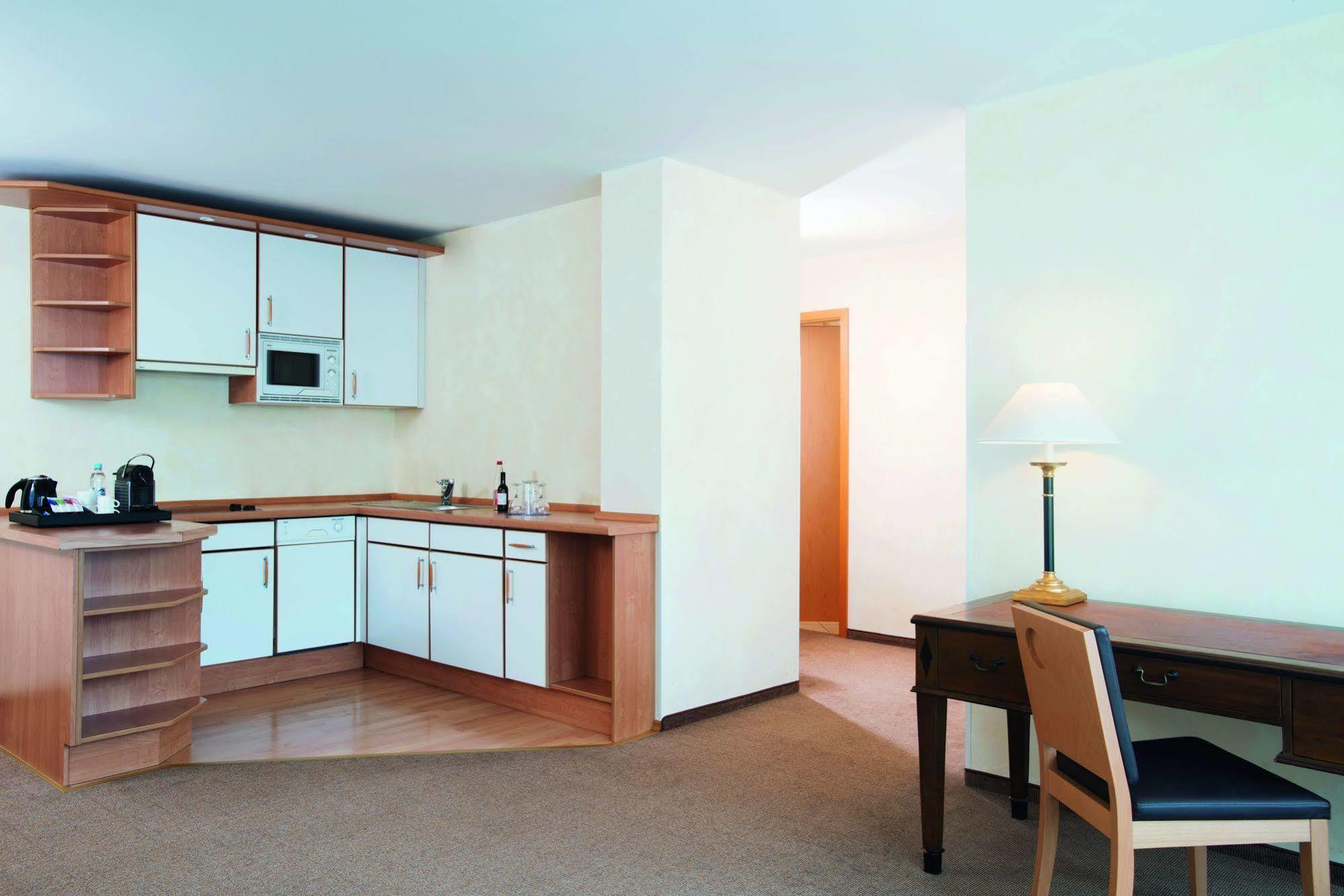 Hotel Nh Kreuzberg 3*