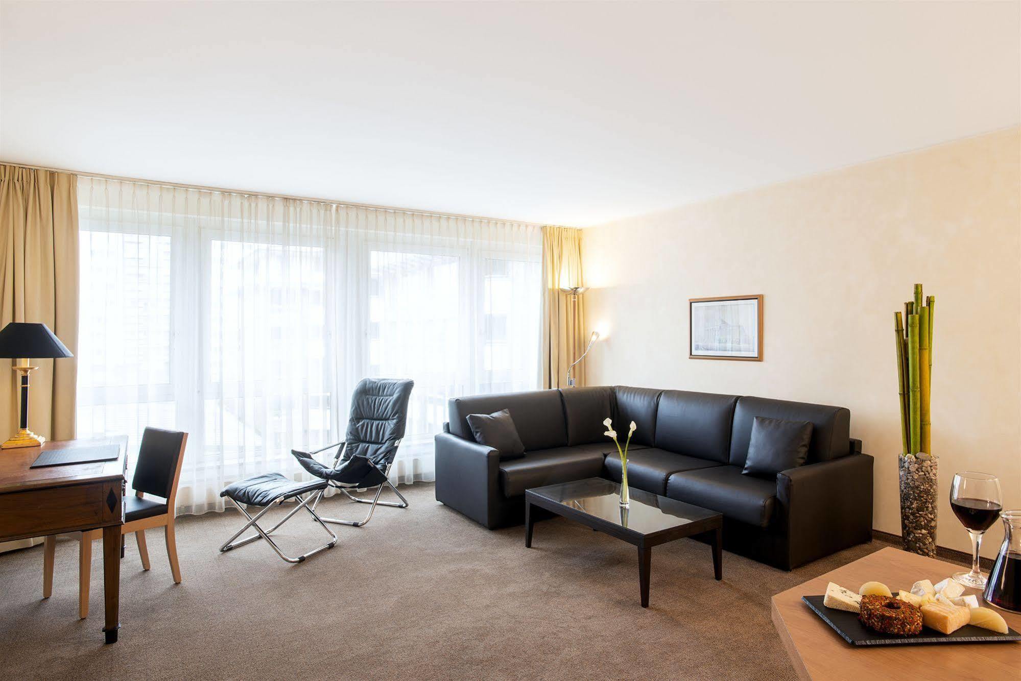 Nh Kreuzberg Hotel 3*